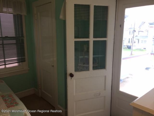 11 Bath Avenue, Ocean Grove, NJ 07756