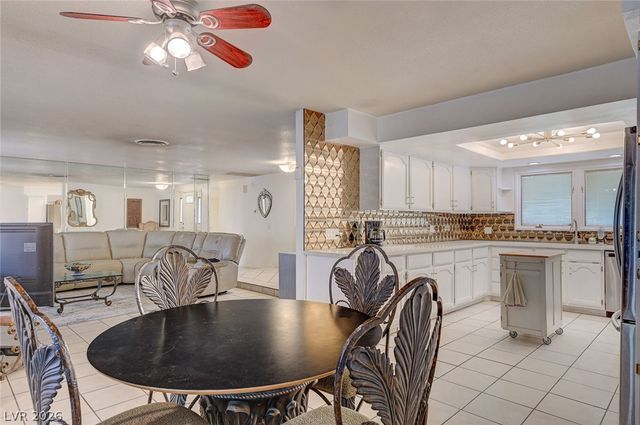 1906 Jasmine Circle, Las Vegas, NV 89123