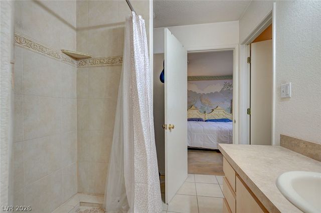 1906 Jasmine Circle, Las Vegas, NV 89123
