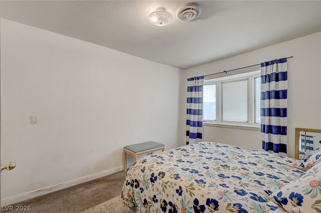 1906 Jasmine Circle, Las Vegas, NV 89123