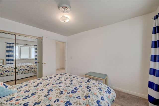 1906 Jasmine Circle, Las Vegas, NV 89123
