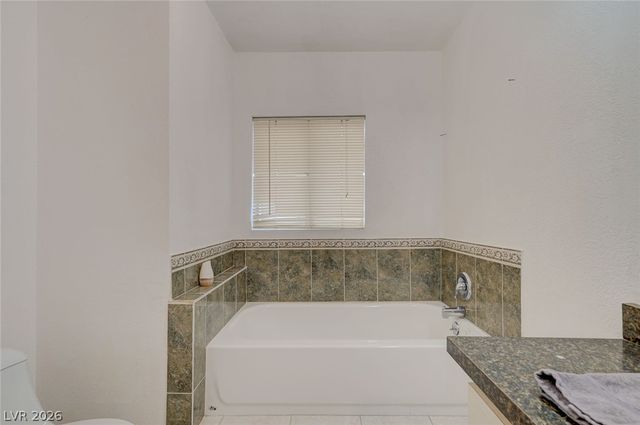 1906 Jasmine Circle, Las Vegas, NV 89123