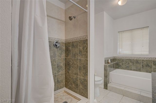 1906 Jasmine Circle, Las Vegas, NV 89123