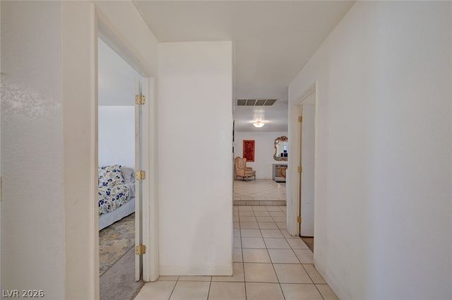 1906 Jasmine Circle, Las Vegas, NV 89123