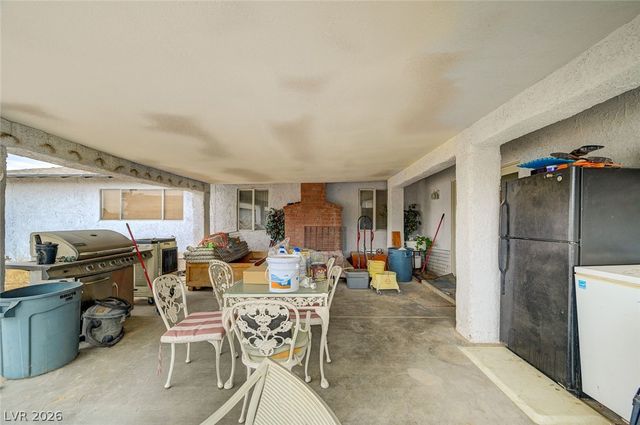 1906 Jasmine Circle, Las Vegas, NV 89123