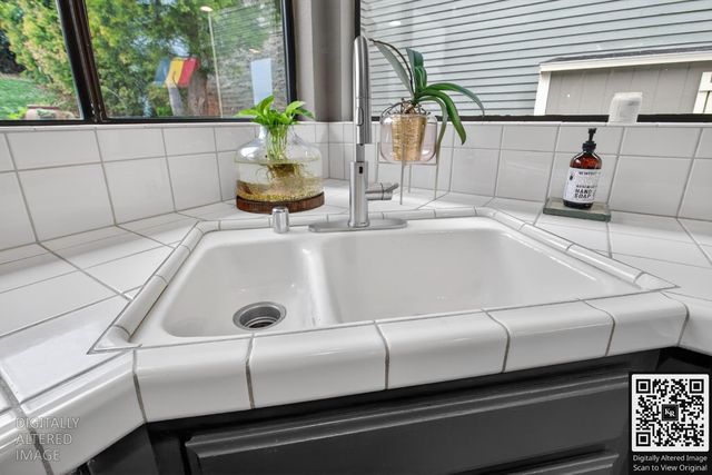 7071 W Saint Andrews Ln, Tracy, CA 95377