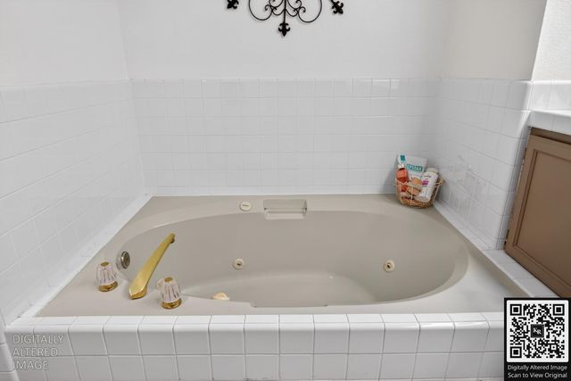 7071 W Saint Andrews Ln, Tracy, CA 95377