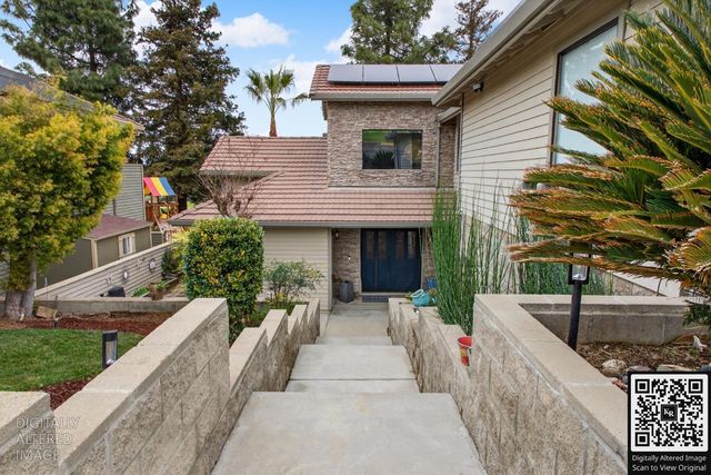 7071 W Saint Andrews Ln, Tracy, CA 95377