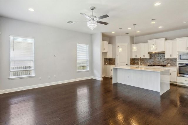 11813 Quintana CV, Austin, TX 78739