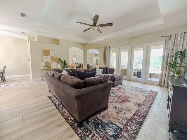 5852 CACHETTE DE RIVIERA COURT, New Port Richey, FL 34655