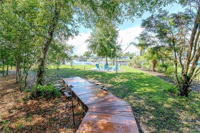 5852 CACHETTE DE RIVIERA COURT, New Port Richey, FL 34655