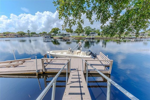 5852 CACHETTE DE RIVIERA COURT, New Port Richey, FL 34655