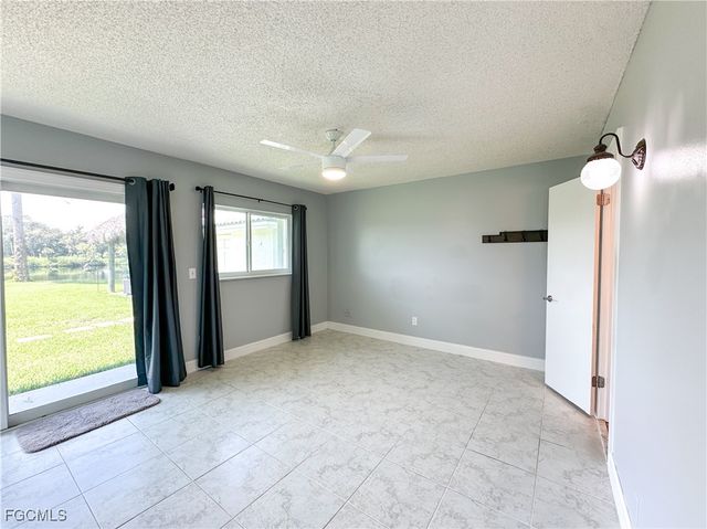 3233 Shell LN, Fort Denaud, FL 33935