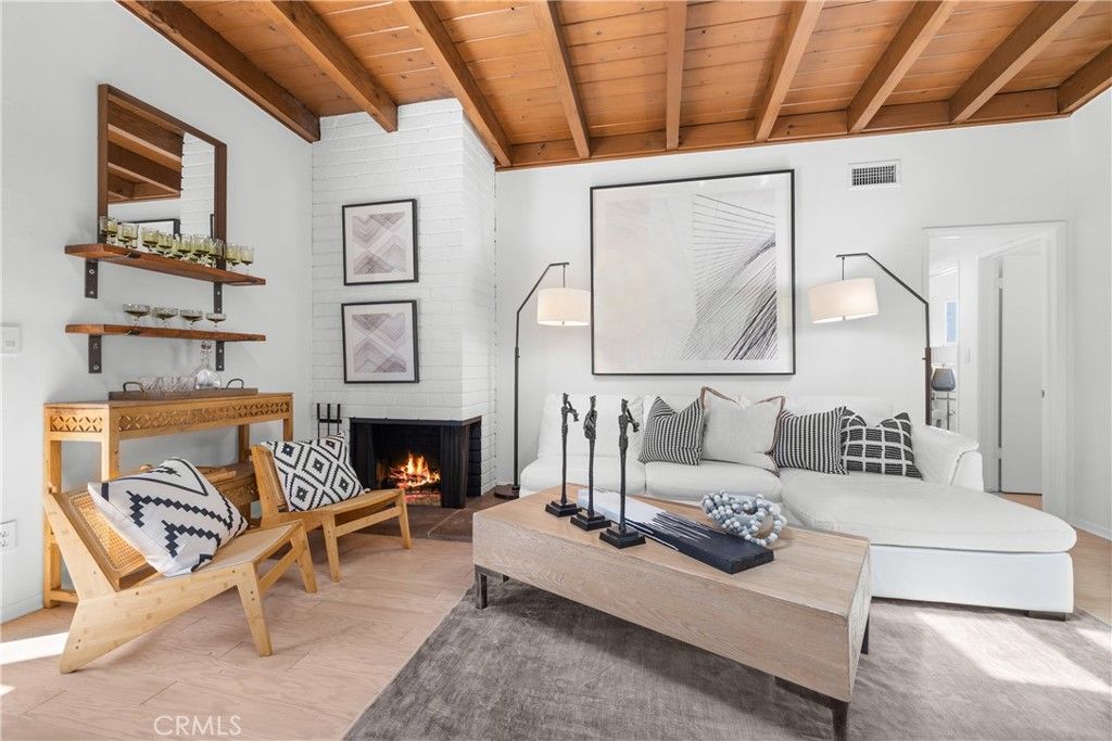 5761 Wish, Encino, CA 91316 — photo 2