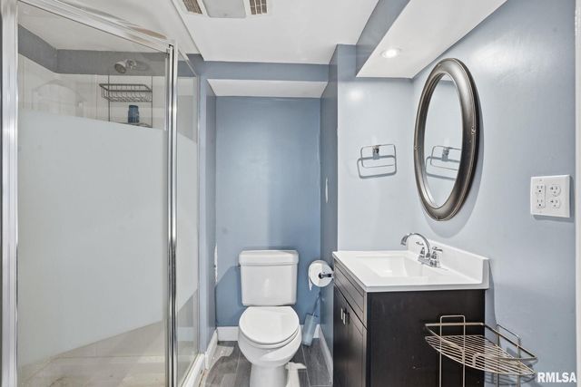 1011 36TH Avenue, East Moline, IL 61244