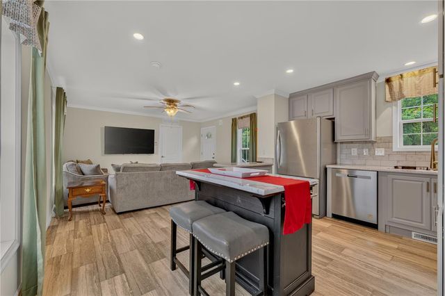 7458 Continental Circle, Upper Macungie Twp, PA 18087