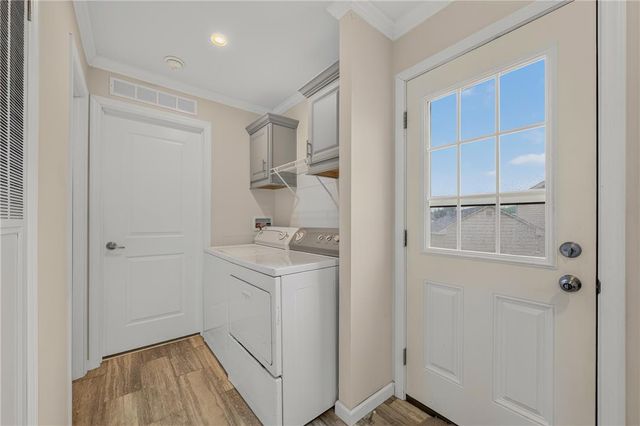 7458 Continental Circle, Upper Macungie Twp, PA 18087