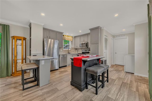 7458 Continental Circle, Upper Macungie Twp, PA 18087
