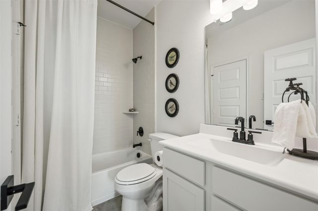 5038 Bluebell Way, Waller, TX 77484