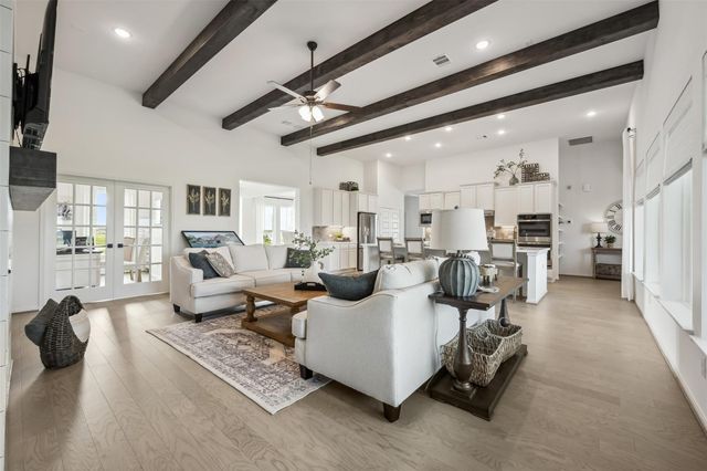 5038 Bluebell Way, Waller, TX 77484