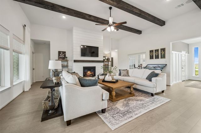 5038 Bluebell Way, Waller, TX 77484