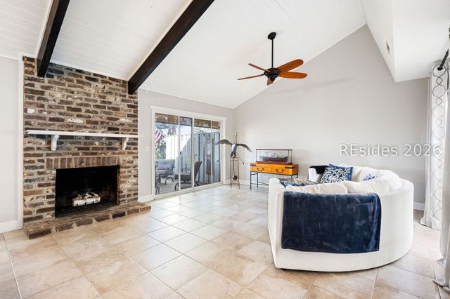 2 William Hilton Pkwy Apt 301, Hilton Head Island, SC 29926