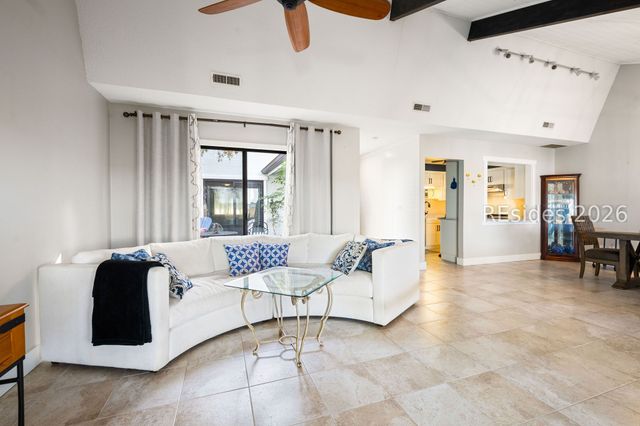 2 William Hilton Pkwy Apt 301, Hilton Head Island, SC 29926