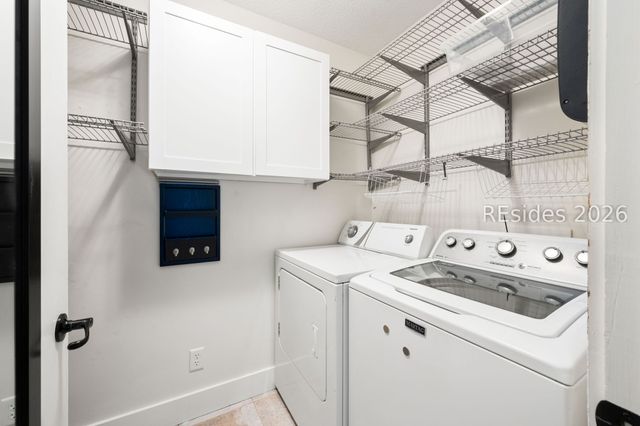 2 William Hilton Pkwy Apt 301, Hilton Head Island, SC 29926