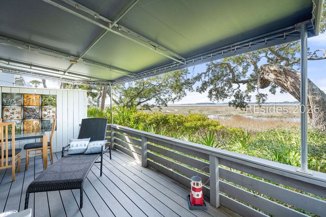 2 William Hilton Pkwy Apt 301, Hilton Head Island, SC 29926