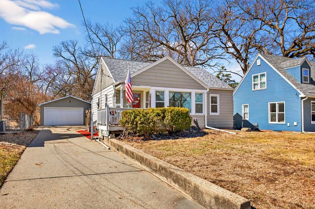 2412 33rd Street, Des Moines, IA 50310