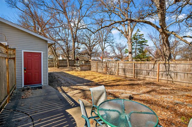 2412 33rd Street, Des Moines, IA 50310