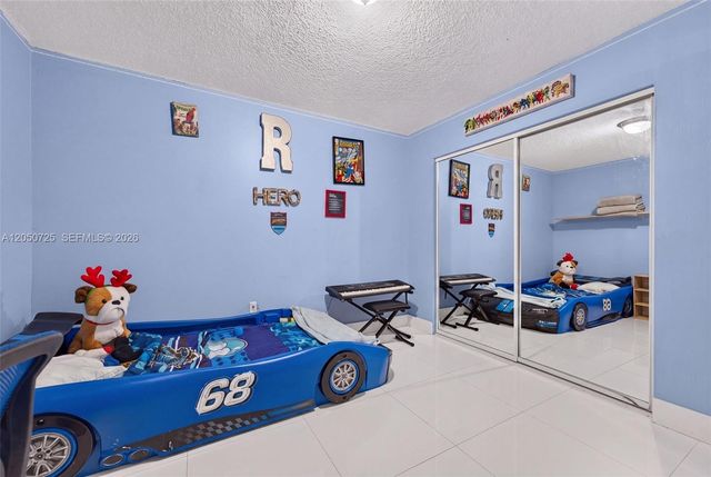6195 W 18th Ave G212, Hialeah, FL 33012