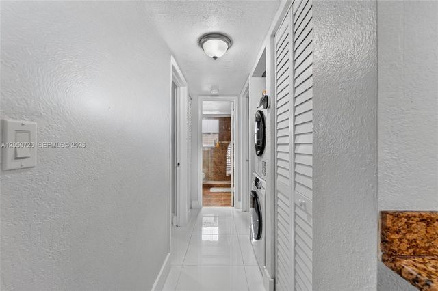 6195 W 18th Ave G212, Hialeah, FL 33012