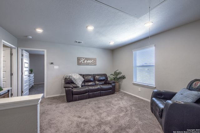 2520 HIDDENBROOKE TRACE, Seguin, TX 78155