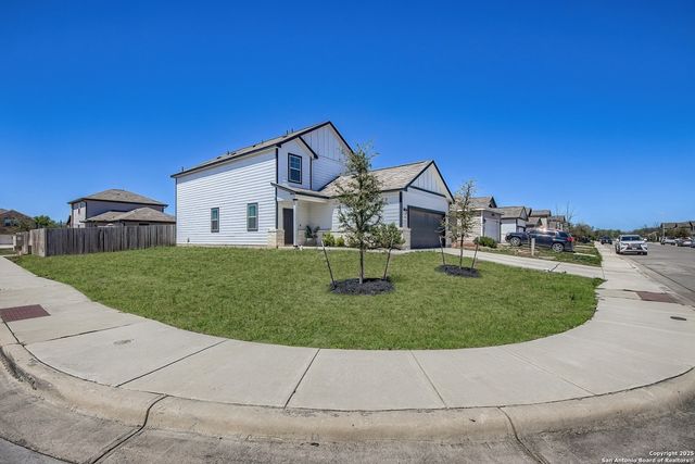 2520 HIDDENBROOKE TRACE, Seguin, TX 78155