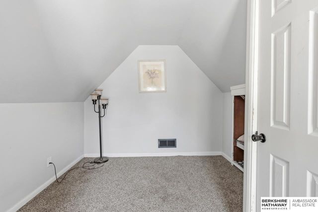 2939 Martha Street, Omaha, NE 68105