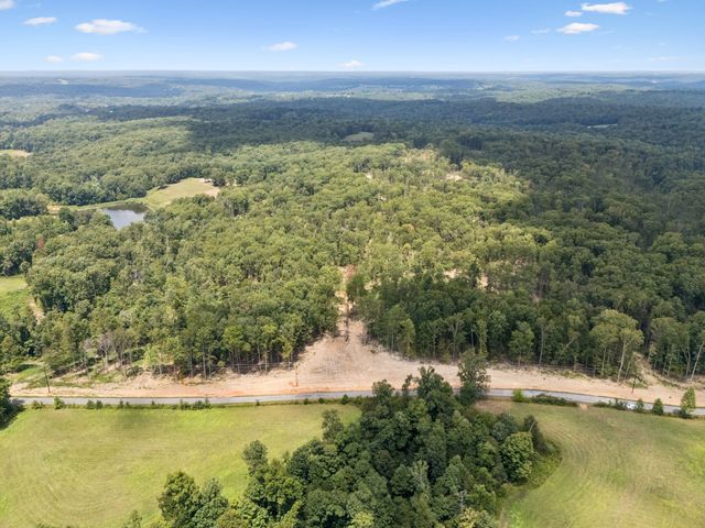 5 Hop Smith Rd, Cumberland Furnace, TN 37051