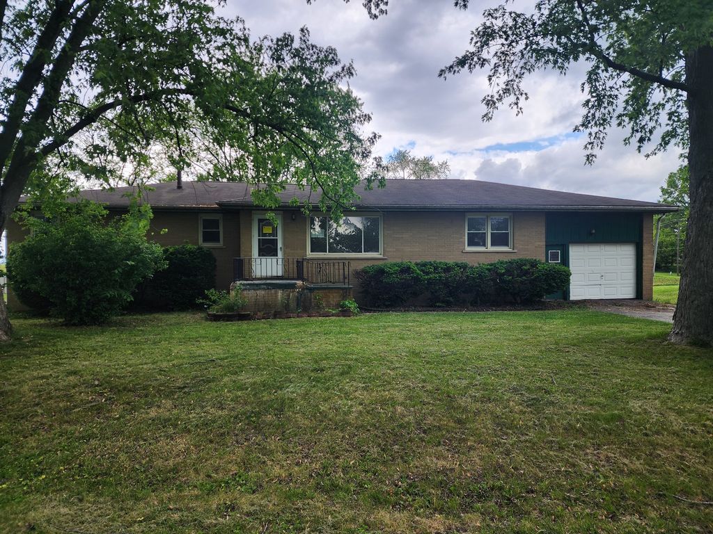 2886 S Southbrook Drive, Kankakee, IL 60901