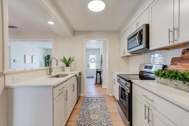 2002 58th Street, Lubbock, TX 79412