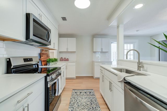 2002 58th Street, Lubbock, TX 79412