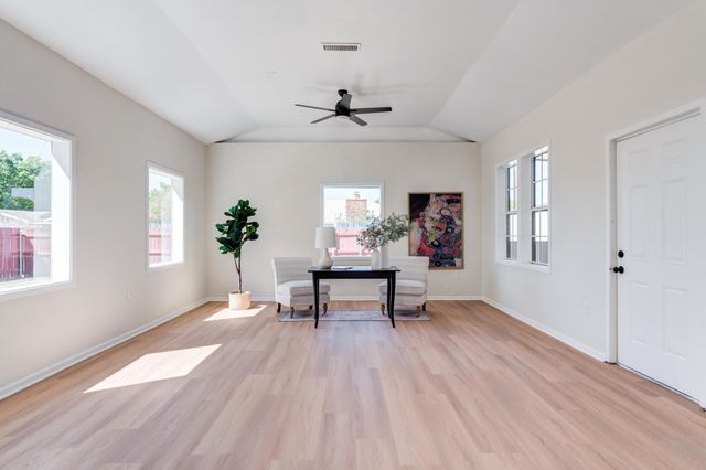 2002 58th Street, Lubbock, TX 79412
