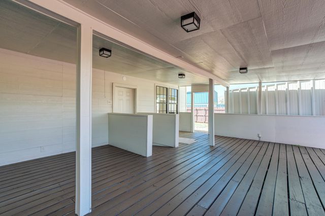 2002 58th Street, Lubbock, TX 79412
