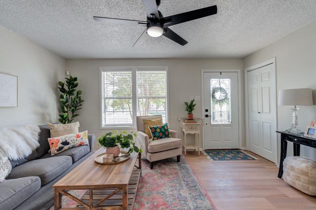 2002 58th Street, Lubbock, TX 79412