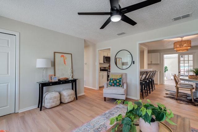 2002 58th Street, Lubbock, TX 79412