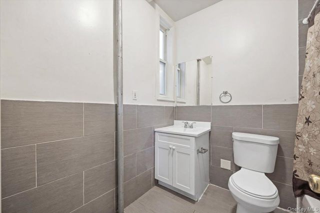 94 Elliott Avenue, Yonkers, NY 10705