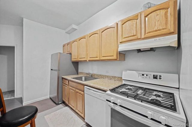 94 Elliott Avenue, Yonkers, NY 10705