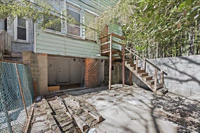 94 Elliott Avenue, Yonkers, NY 10705