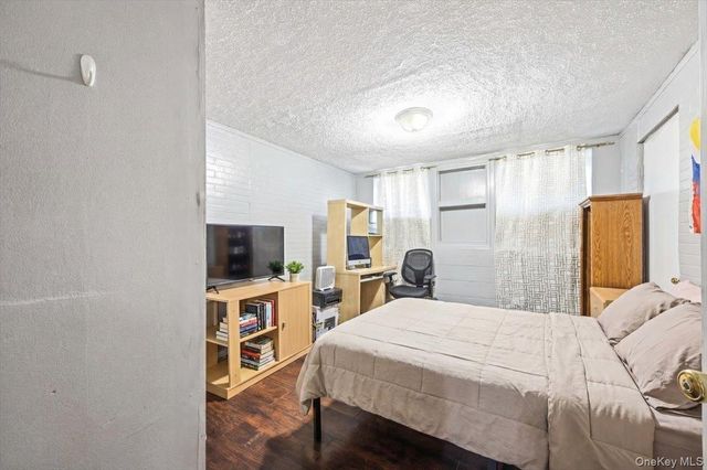 94 Elliott Avenue, Yonkers, NY 10705