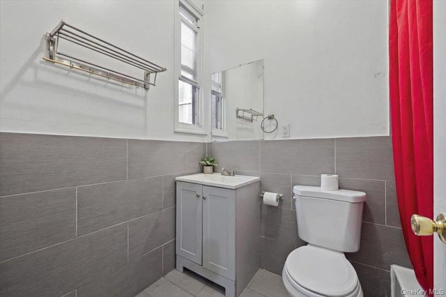 94 Elliott Avenue, Yonkers, NY 10705