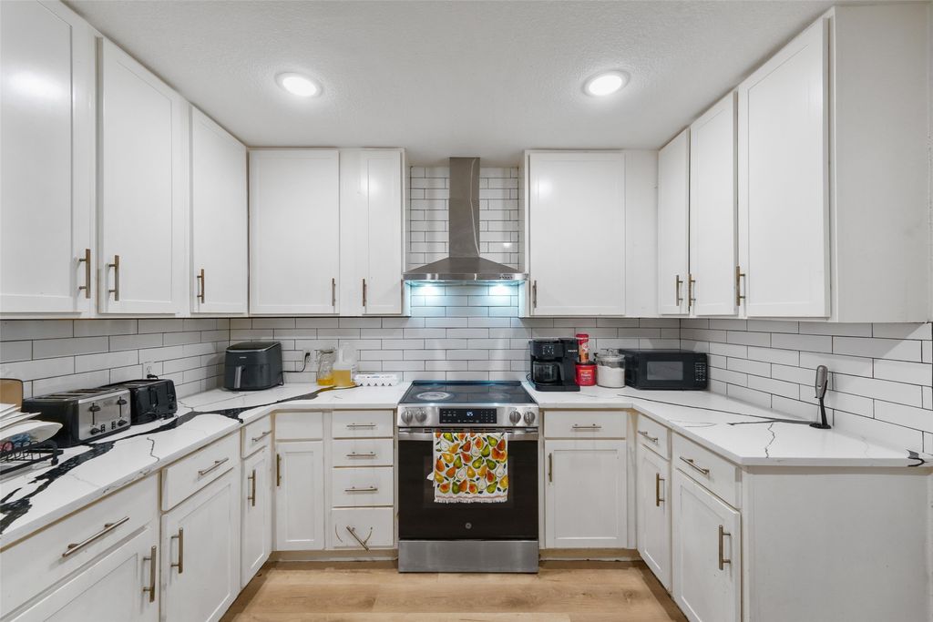 2108 Meadow Lark, Irving, TX 75060 — photo 5